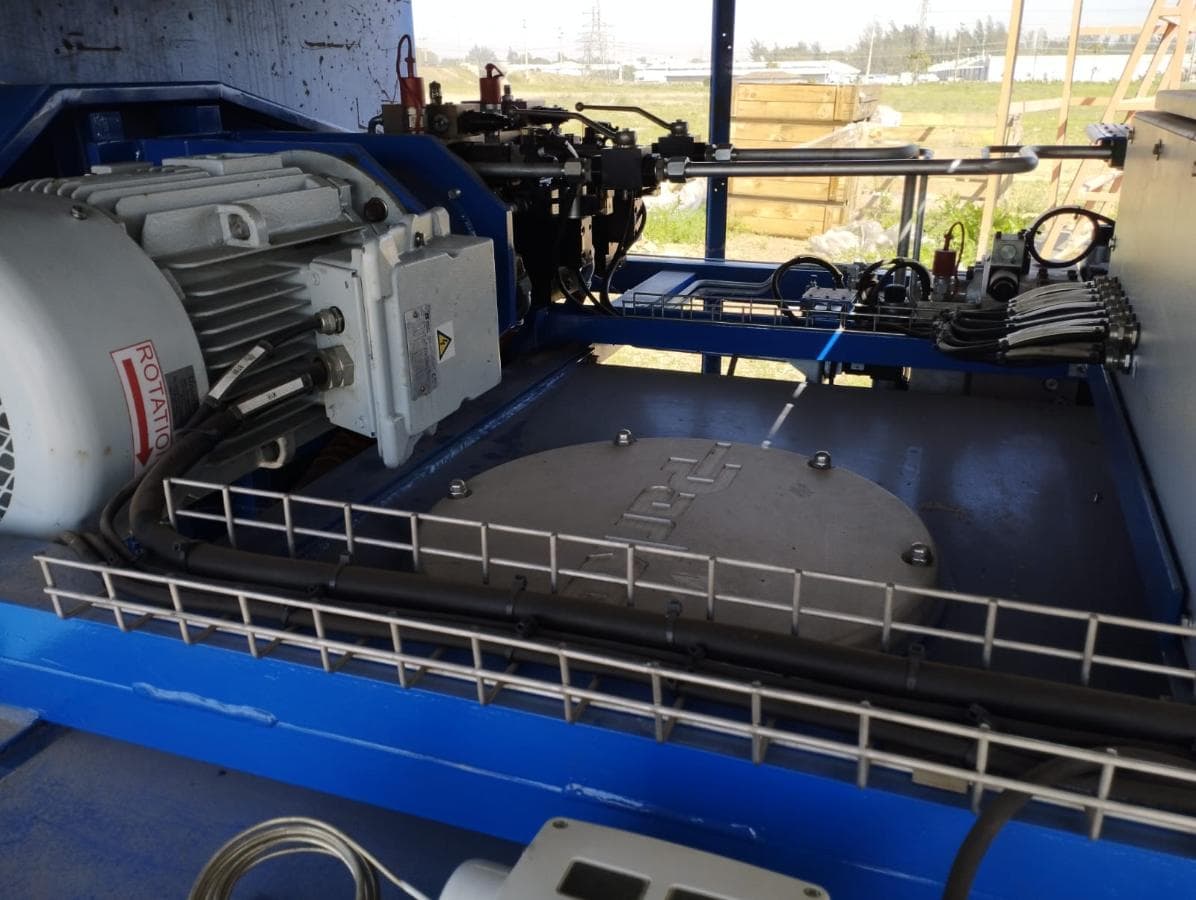Máquina industrial Fluid Power Automático · — imagem 9