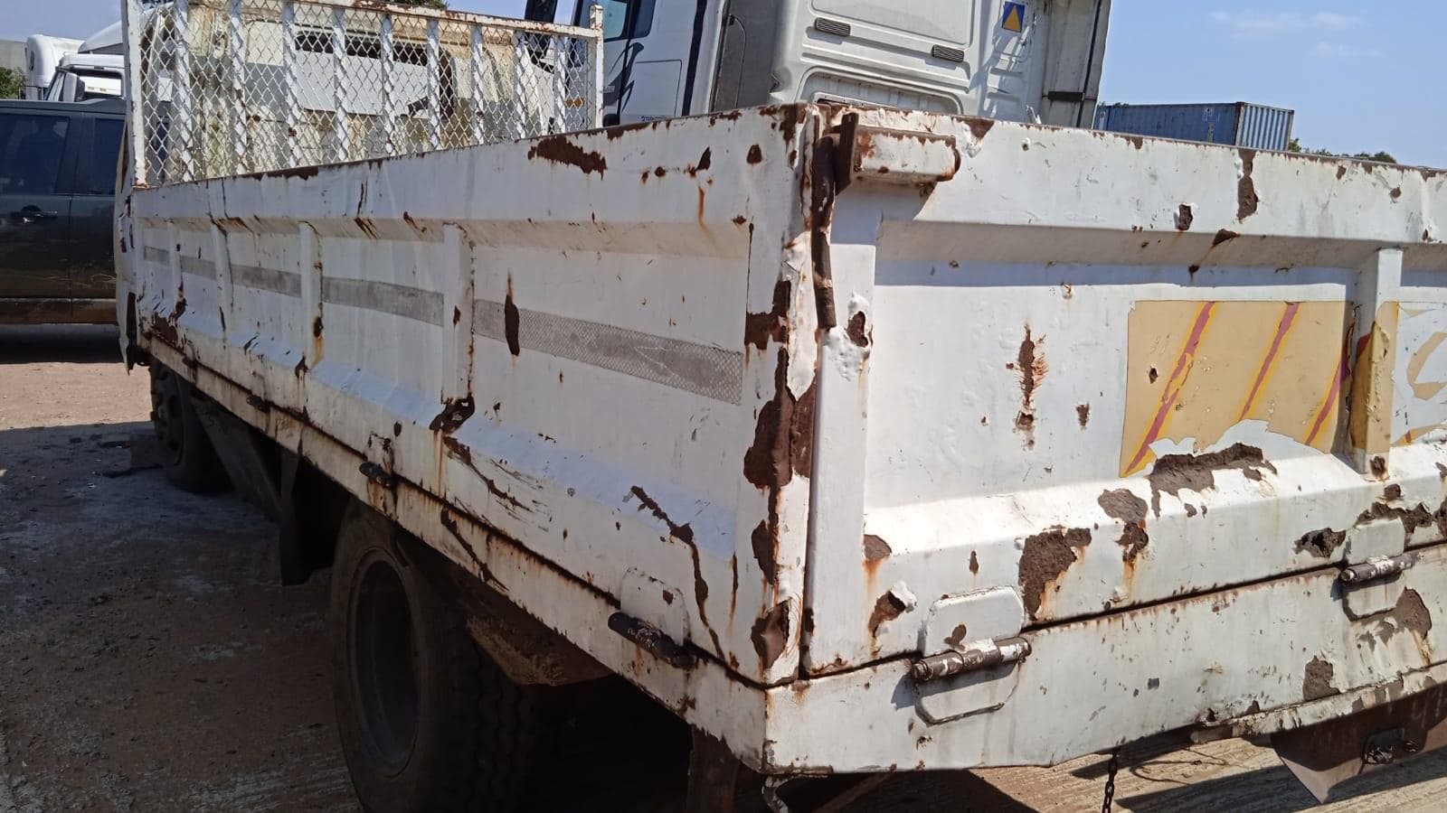 Camião Isuzu NKR 3,35M · — imagen 7