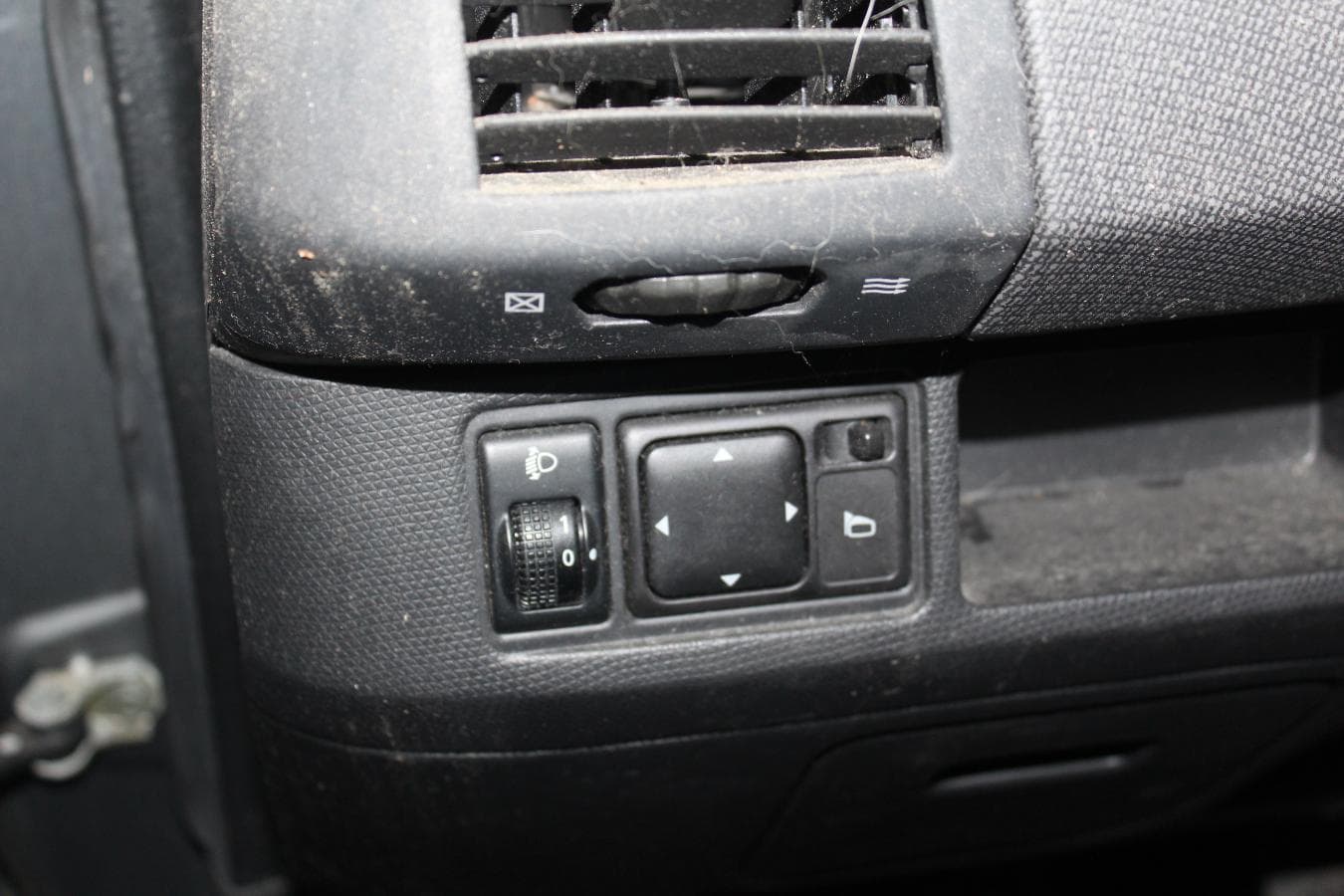 Nissan Micra 1.2 6v · Ano 2004 — imagem 17