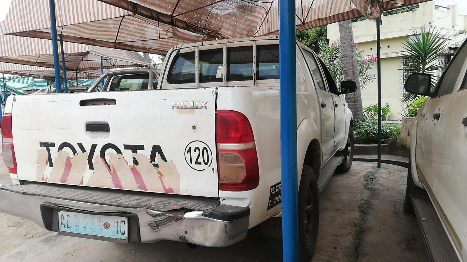 Toyota Hilux · — image 6