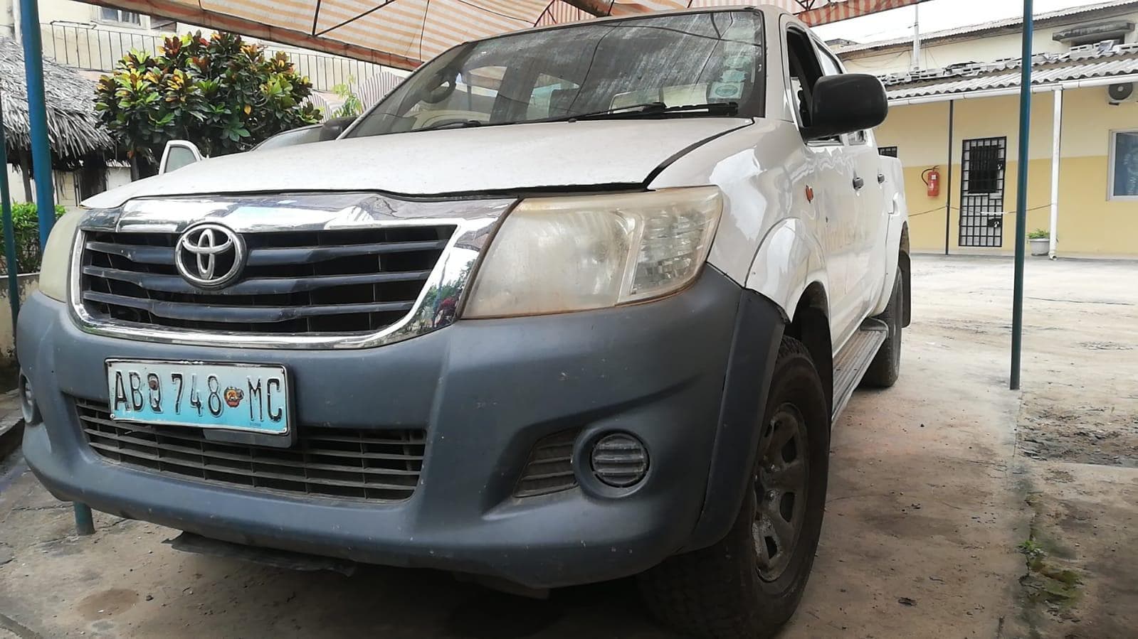 Toyota Hilux · — image 16