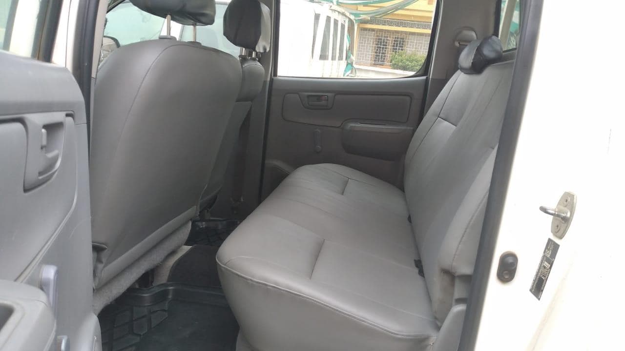 Toyota hilux D4D · — imagem 3