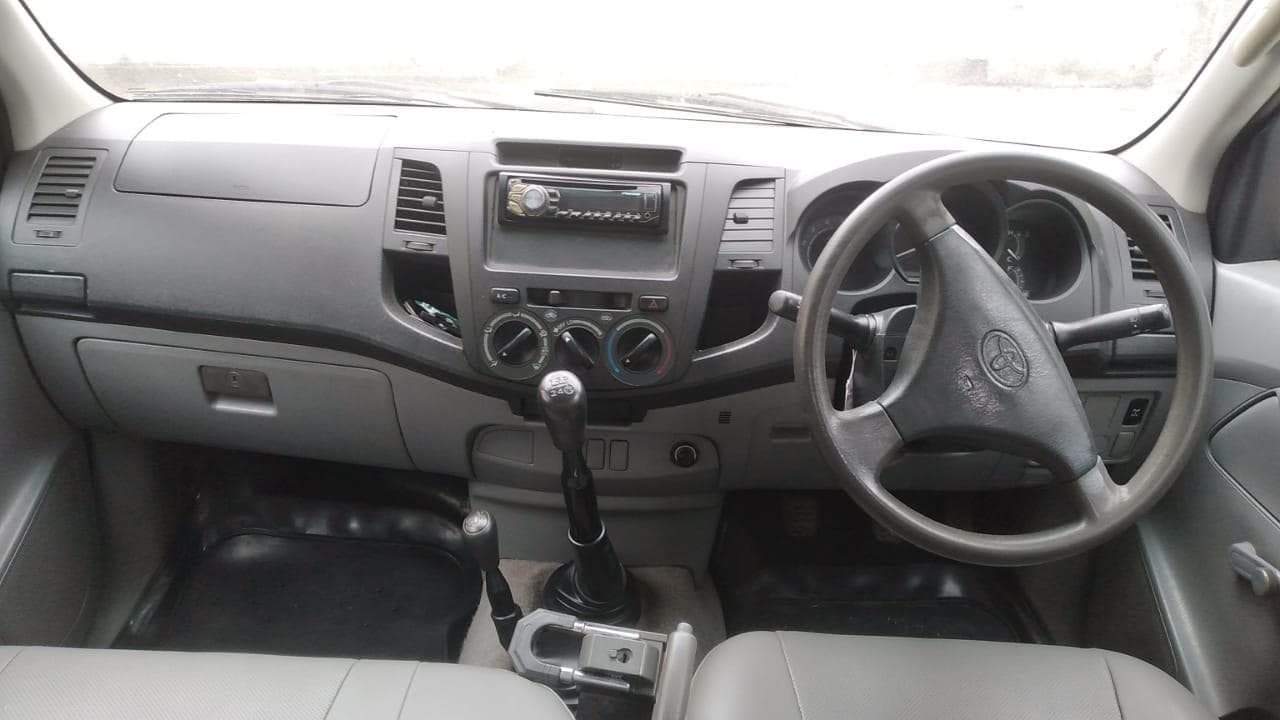 Toyota hilux D4D · — imagem 13