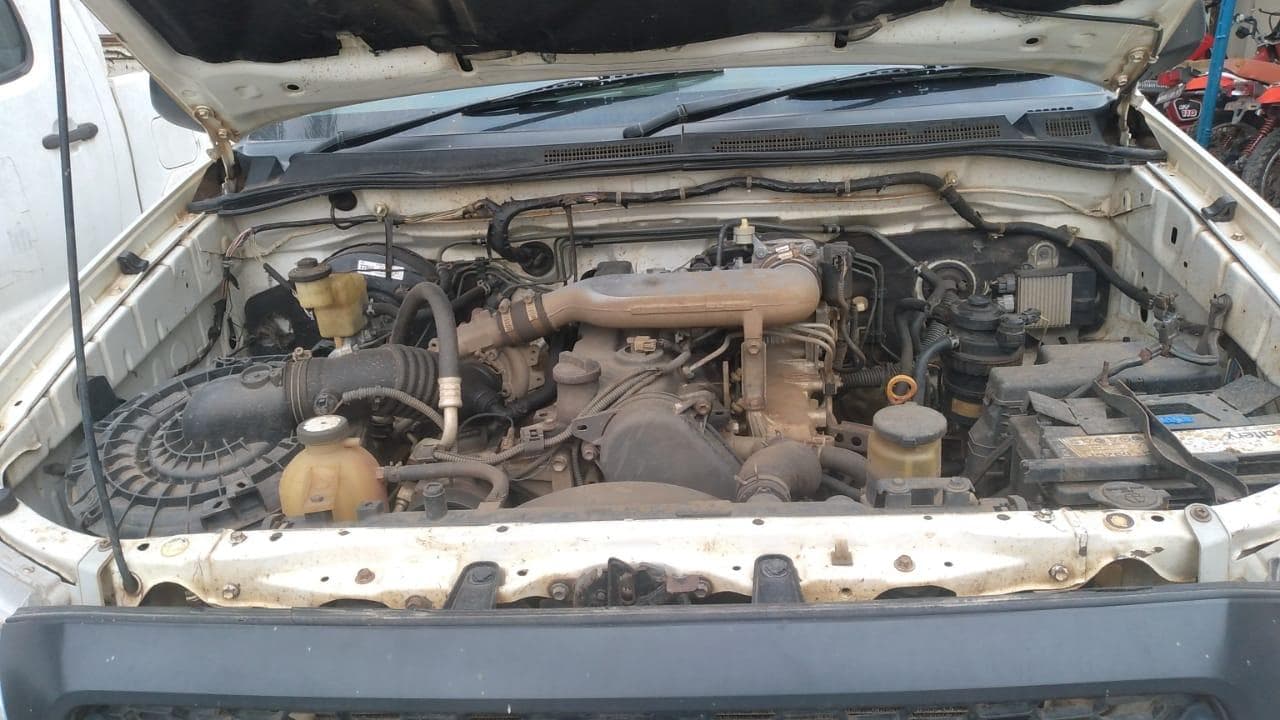 Toyota hilux D4D · — imagem 20