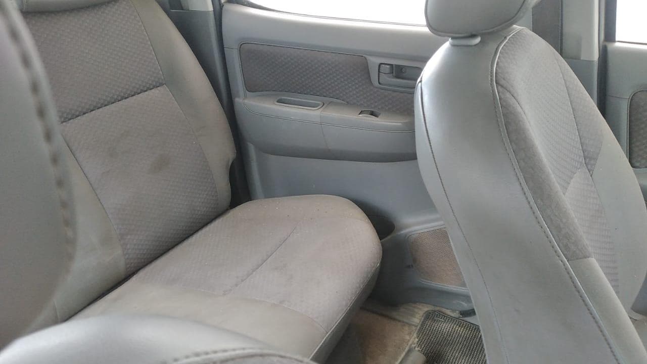 Toyota hilux D4D · — imagem 9