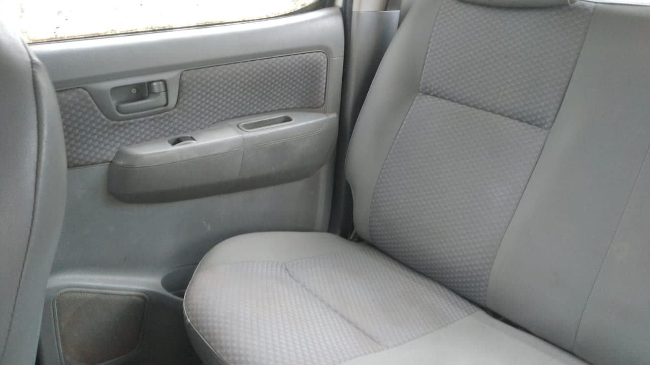 Toyota hilux D4D  · — imagem 10