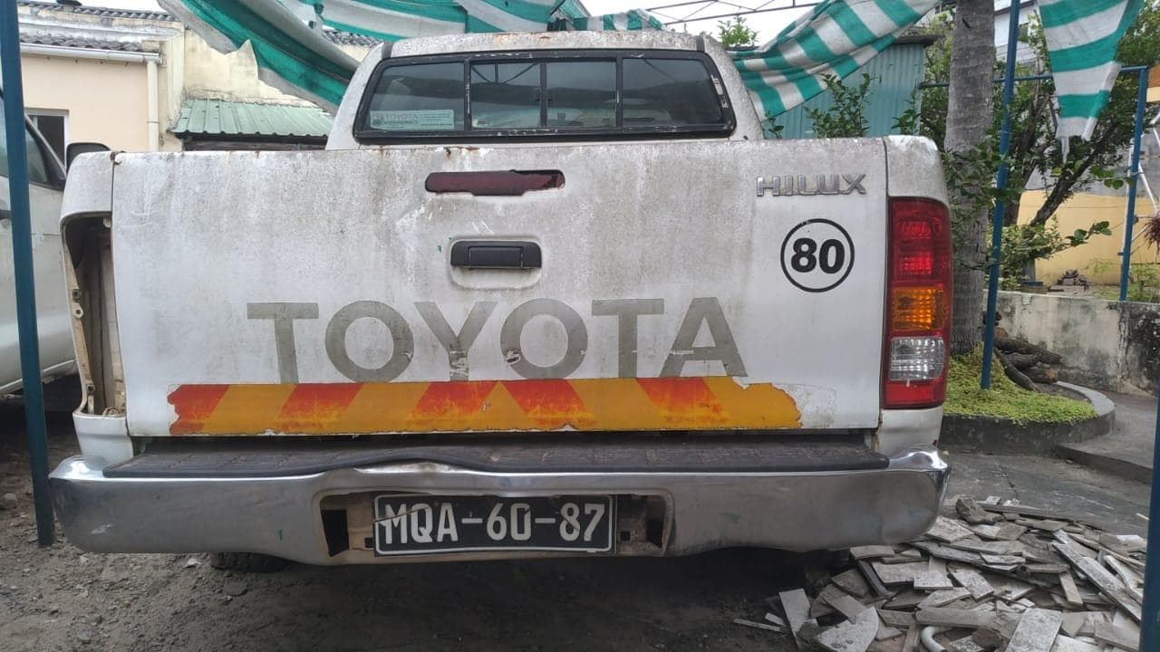 Toyota hilux D4D  · — imagem 16