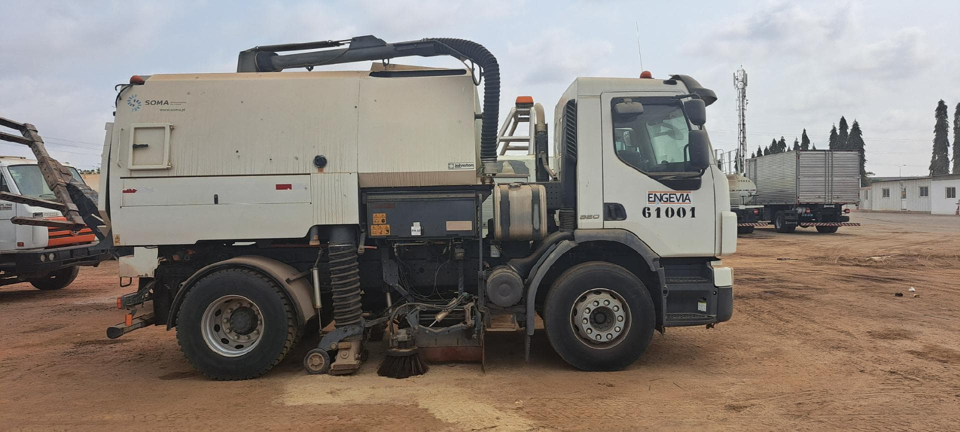 Caminhão Oficina IVECO 170E21 · Viana — imagen 3