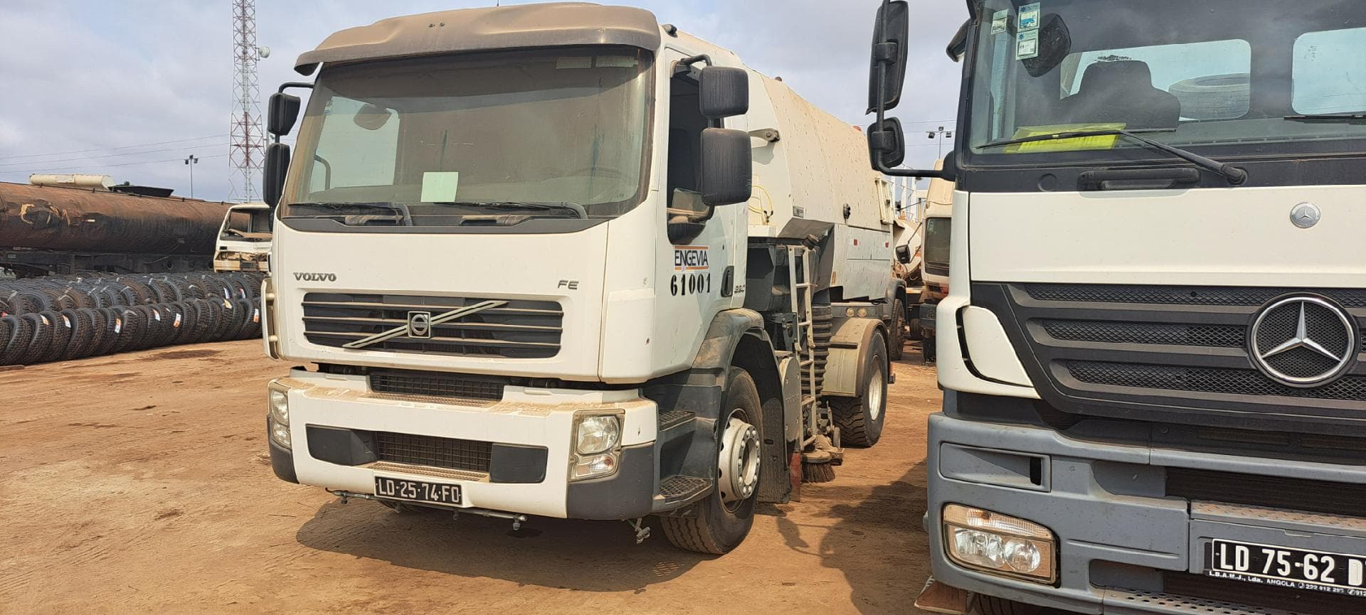 Caminhão Oficina IVECO 170E21 · Viana