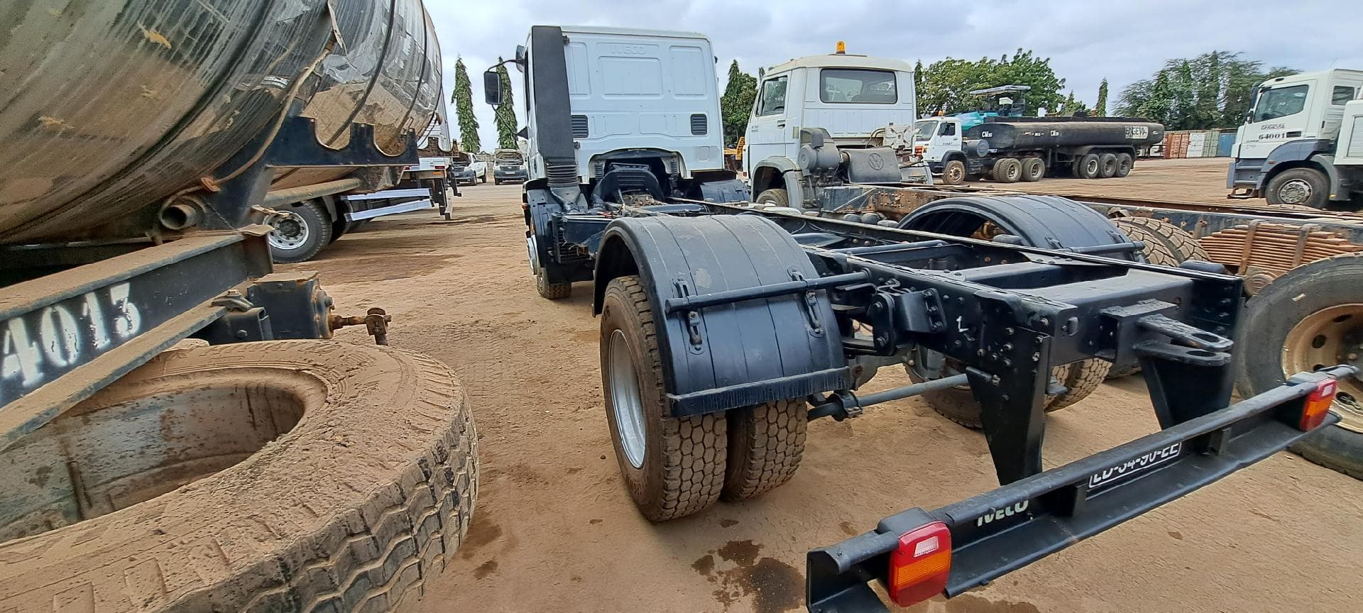 Caminhão Oficina IVECO 170E21 · Viana — imagen 7