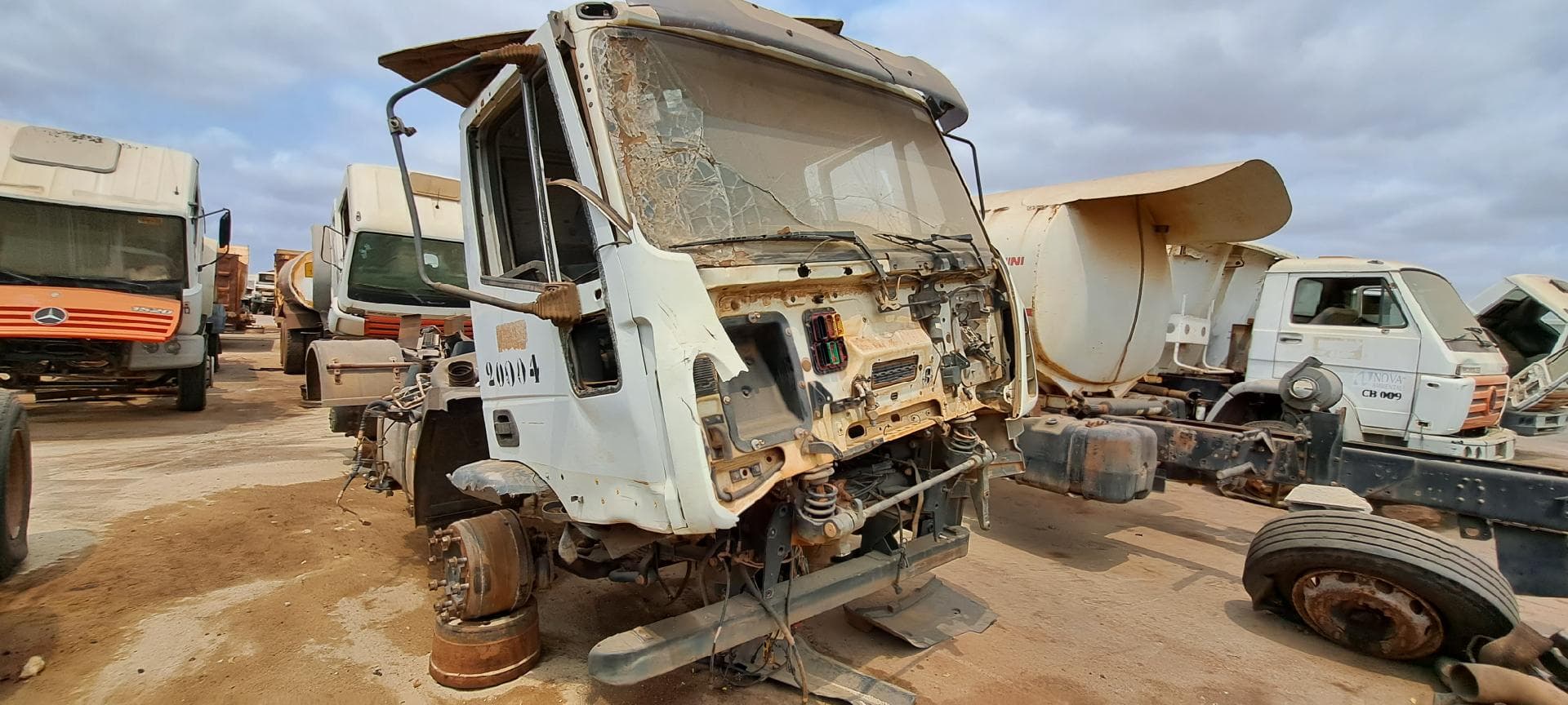 Camião Oficina IVECO 170E21 · Viana — imagen 2