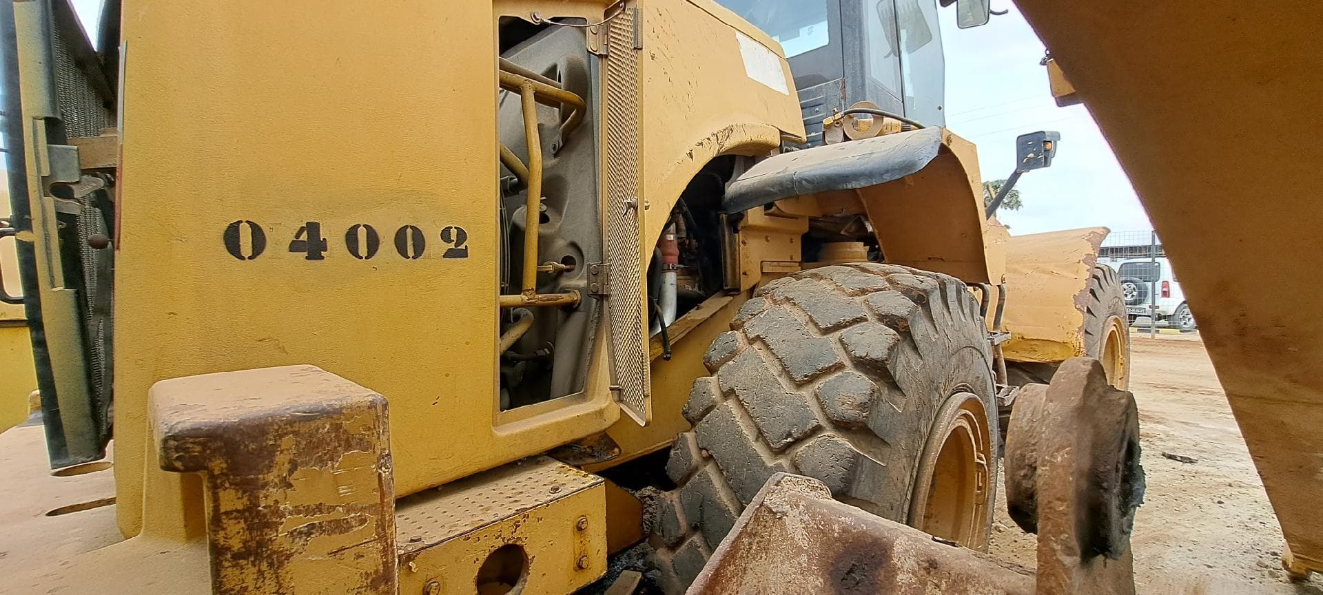 Pá Carregadora CATERPILLAR 950H · Viana — imagem 9