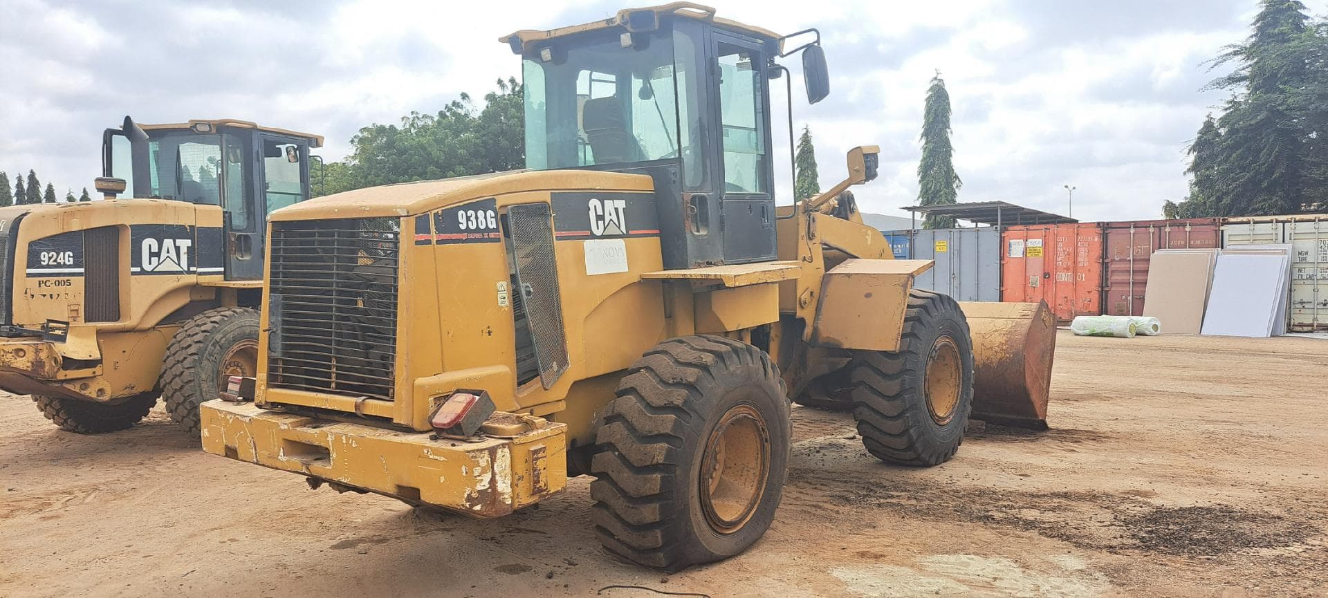 Pá Carregadora CATERPILLAR 938G · Viana — imagem 6