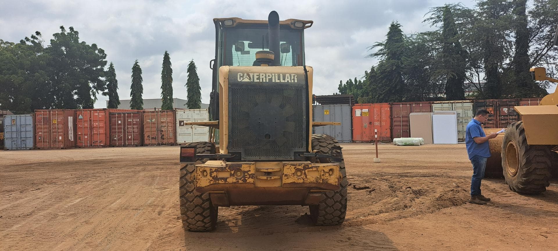 Pá Carregadora CATERPILLAR 924G · Viana — imagen 7