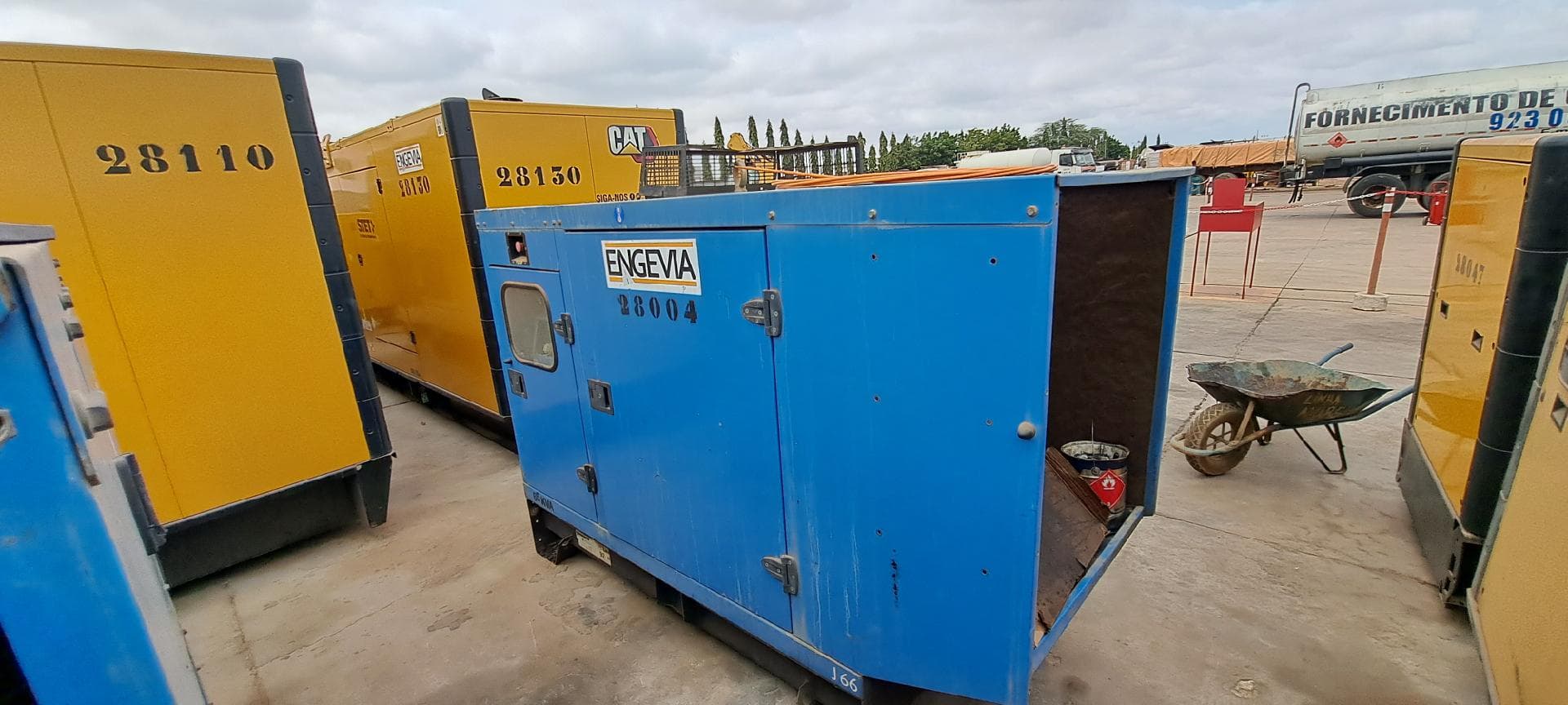 Gerador SDMO · Viana — imagen 3