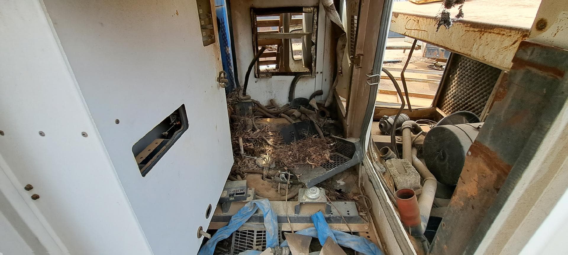Gerador STEMAC 44 KVA · Viana — imagen 2