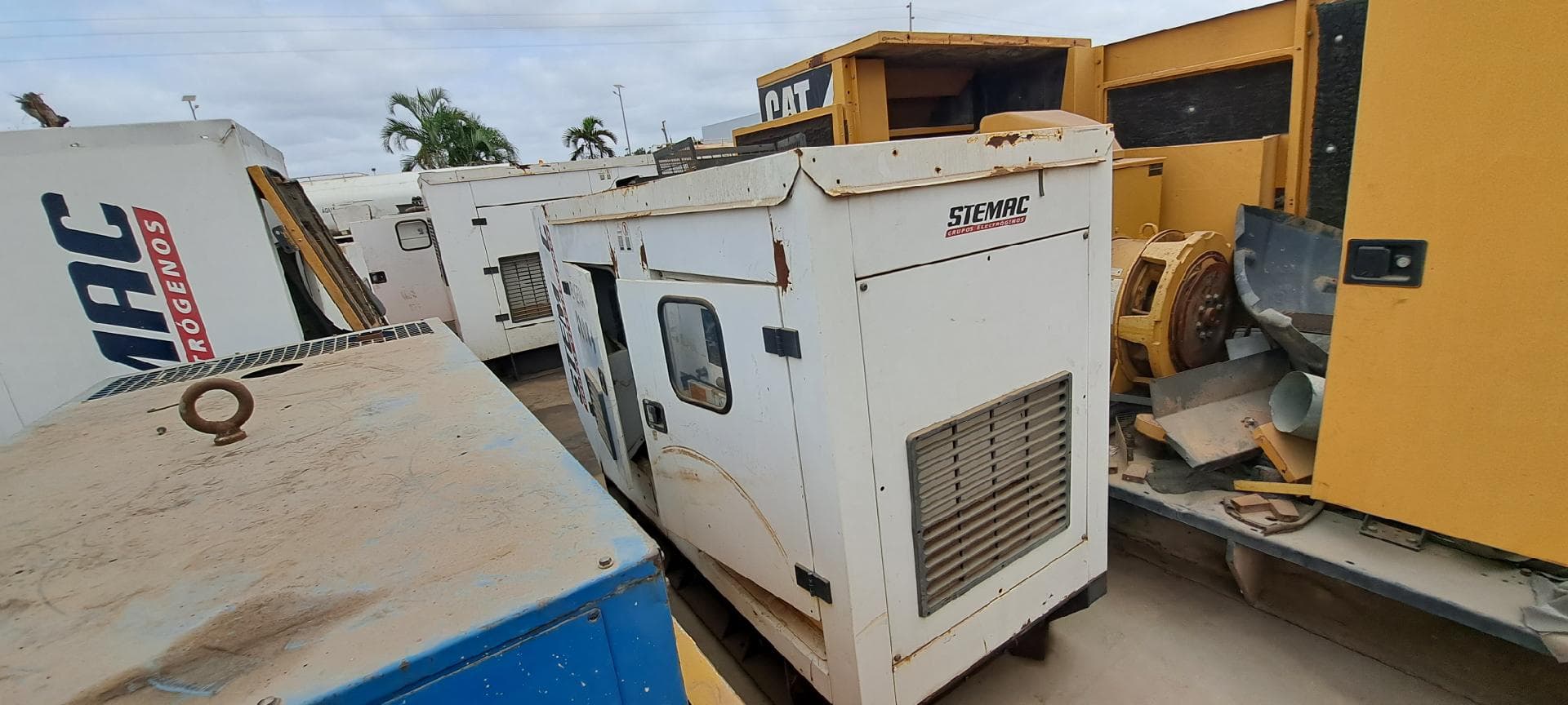 Gerador STEMAC 44 KVA · Viana — imagen 4