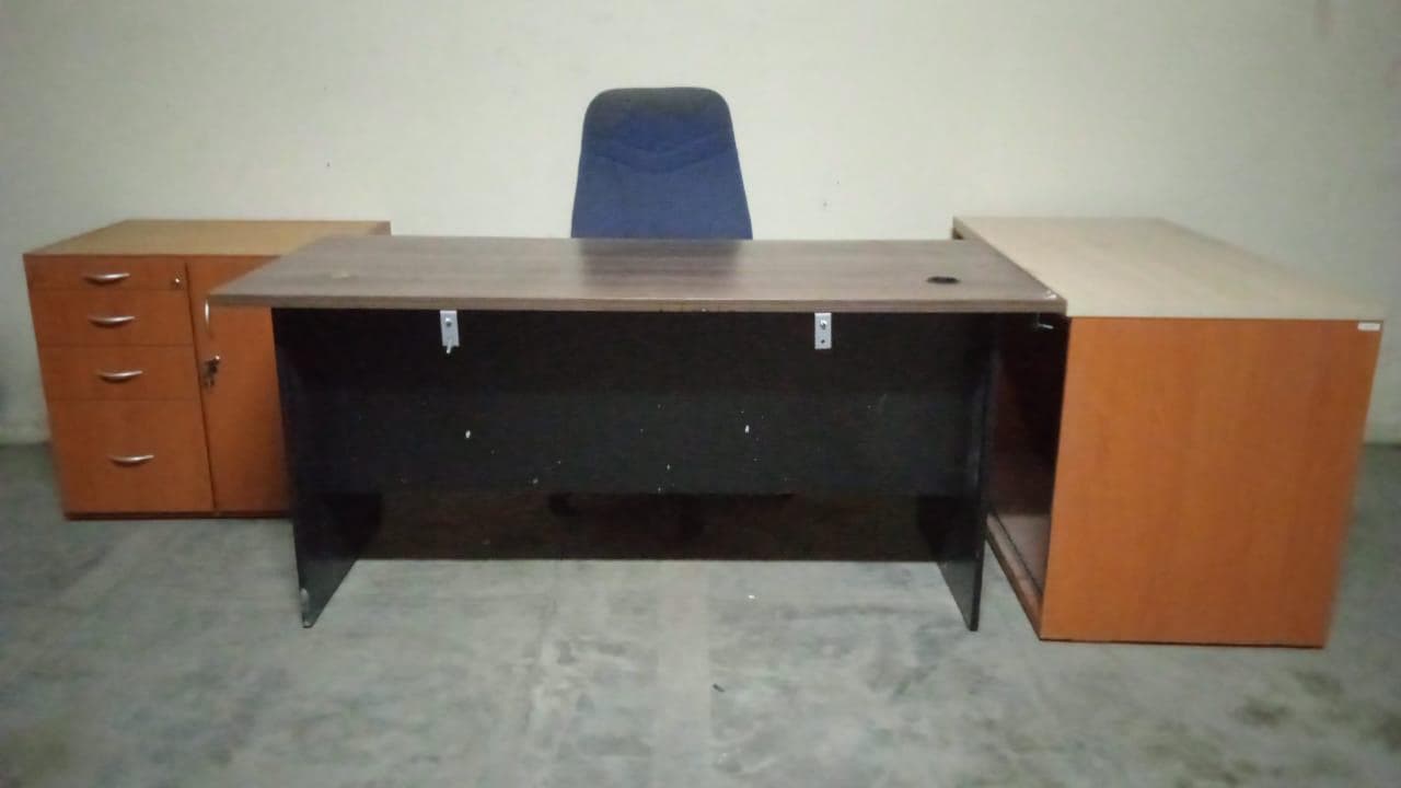 Office furniture · — image 1