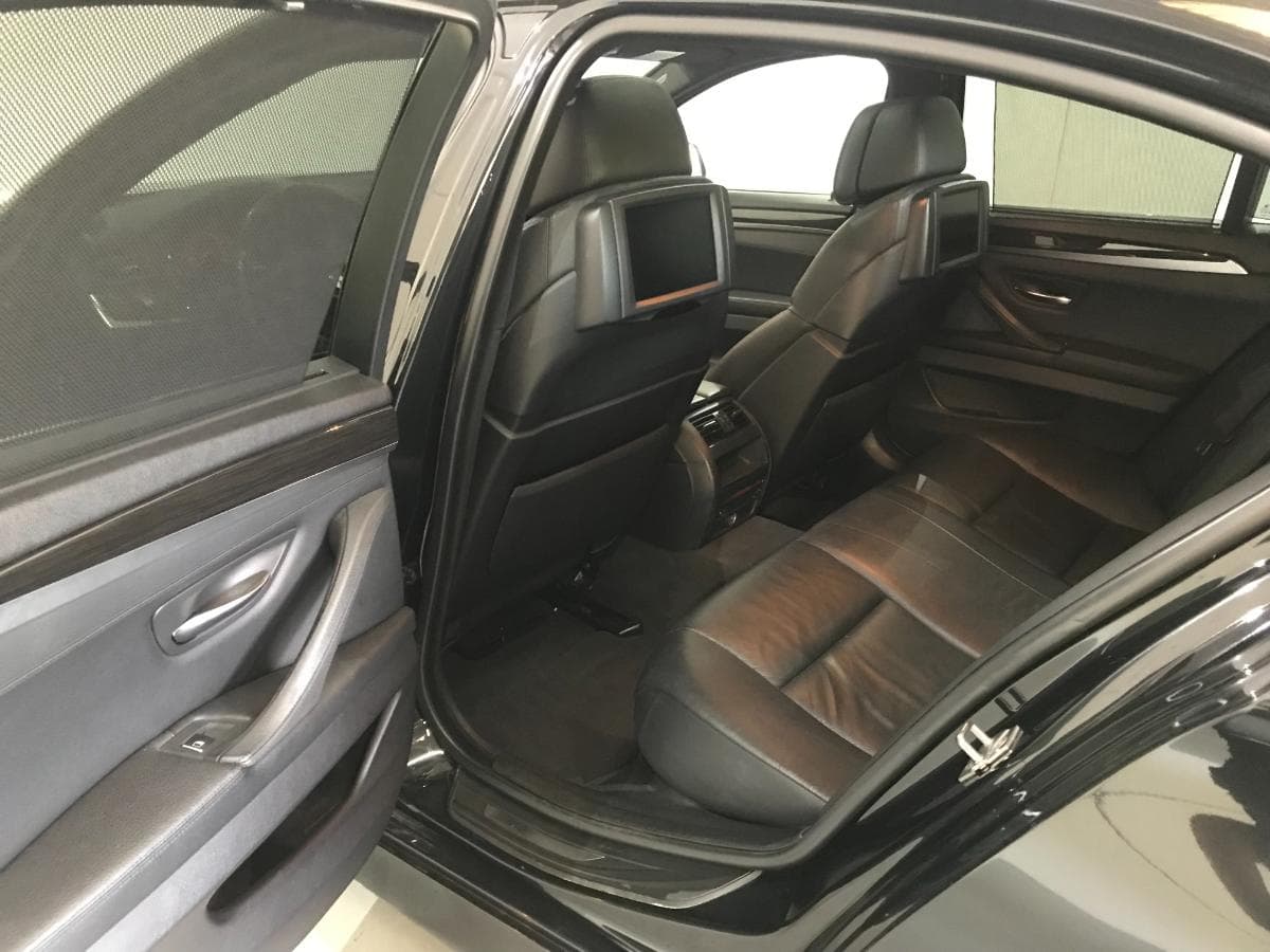 BMW 530D · Ano 2010 — imagem 31