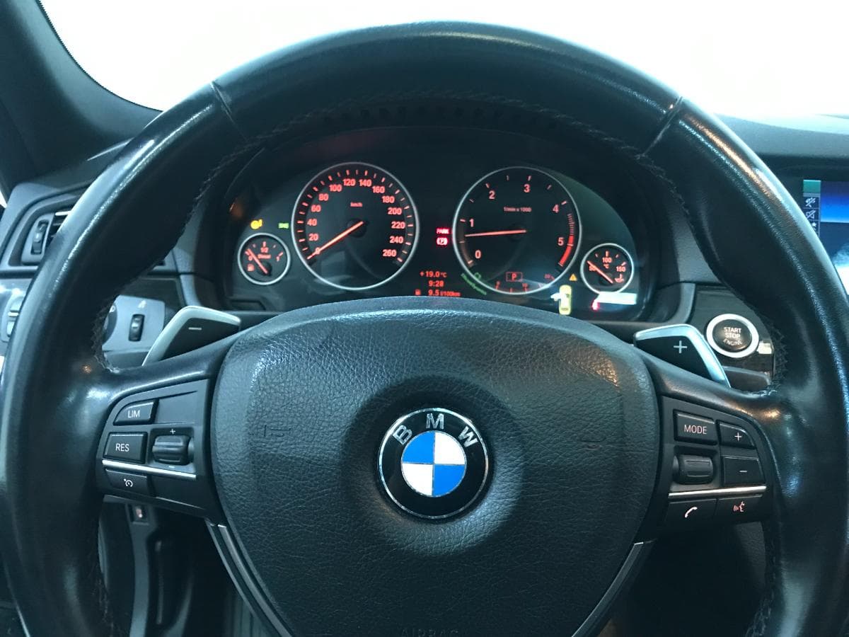 BMW 530D · Ano 2010 — imagem 41