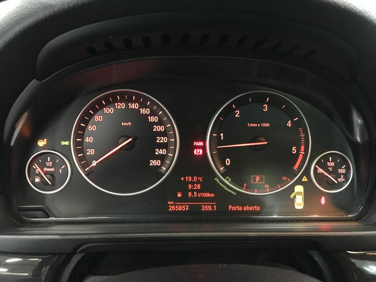 BMW 530D · Ano 2010 — imagem 46
