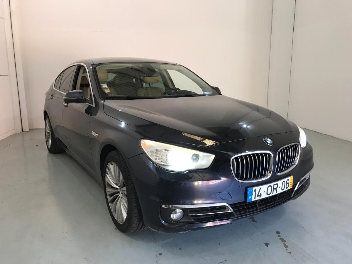BMW 520D GT · Ano 2014 — imagem 1