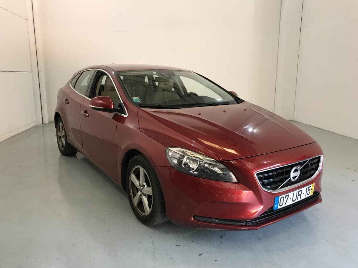 Volvo V40 D2 · Ano 2013 — imagen 1
