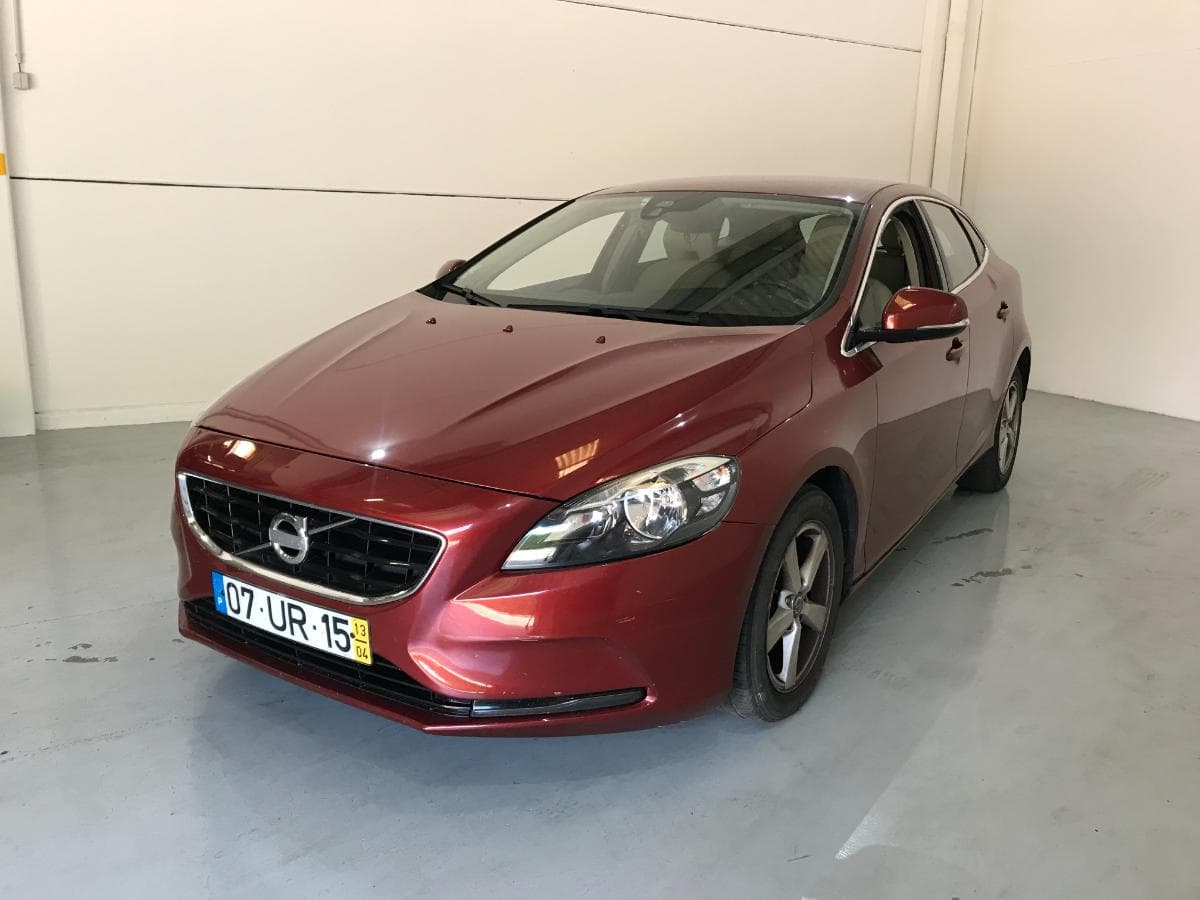 Volvo V40 D2 · Ano 2013 — imagen 3