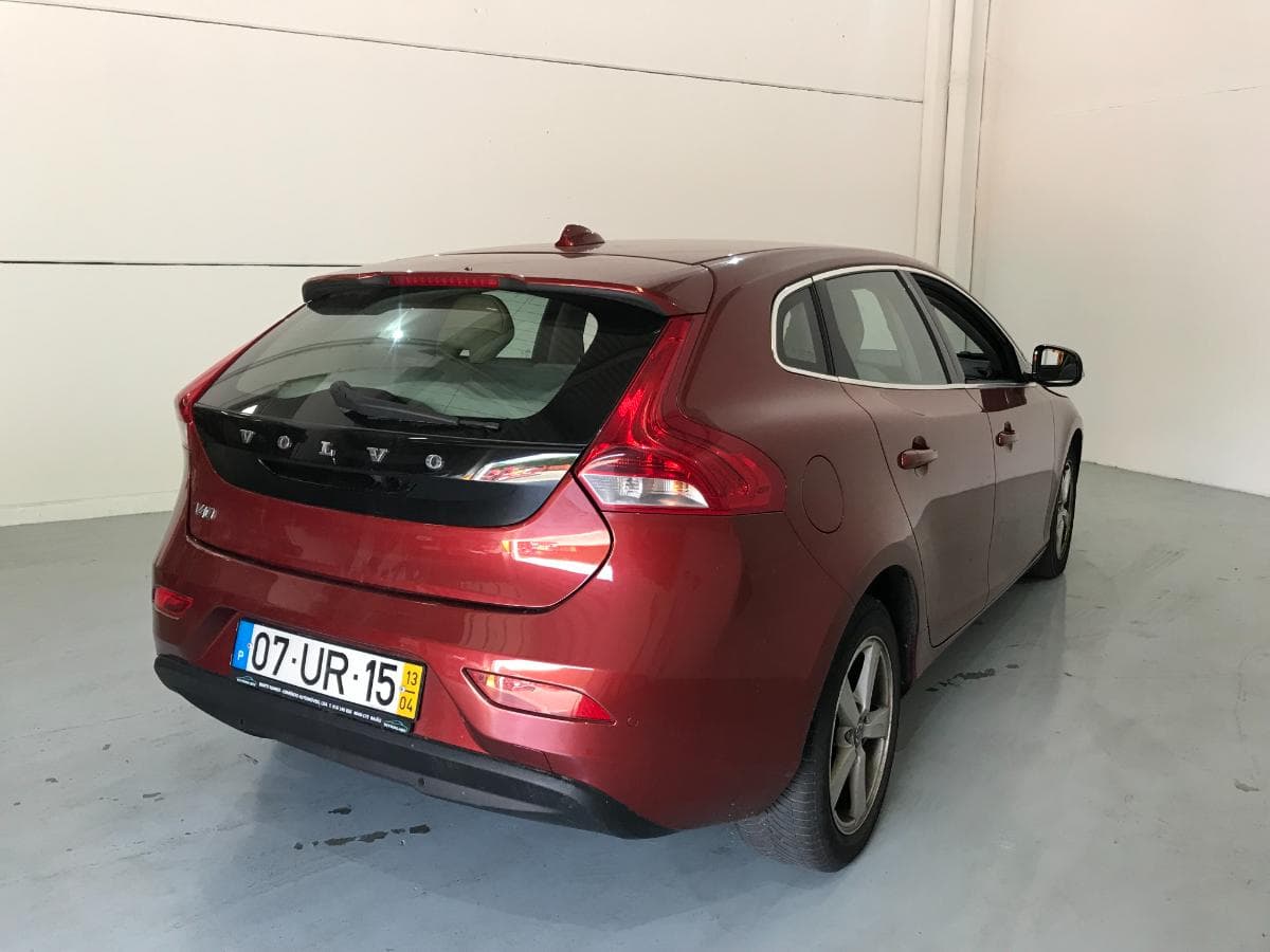 Volvo V40 D2 · Ano 2013 — imagen 6