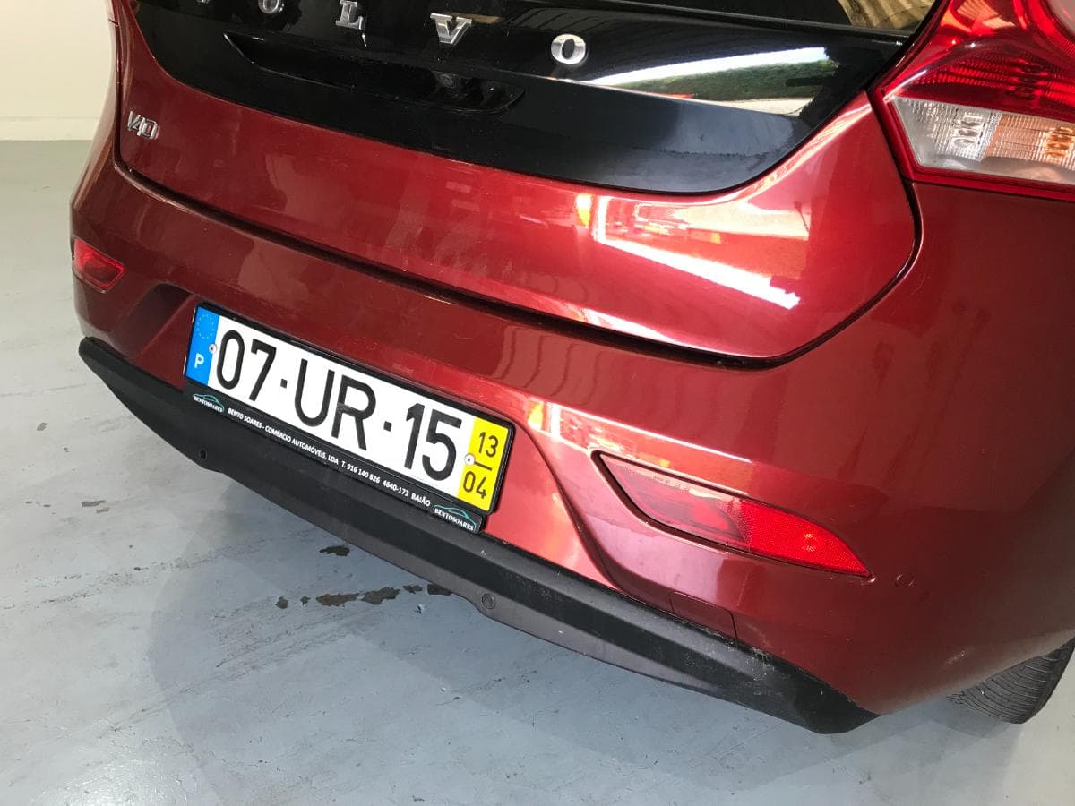 Volvo V40 D2 · Ano 2013 — imagen 7