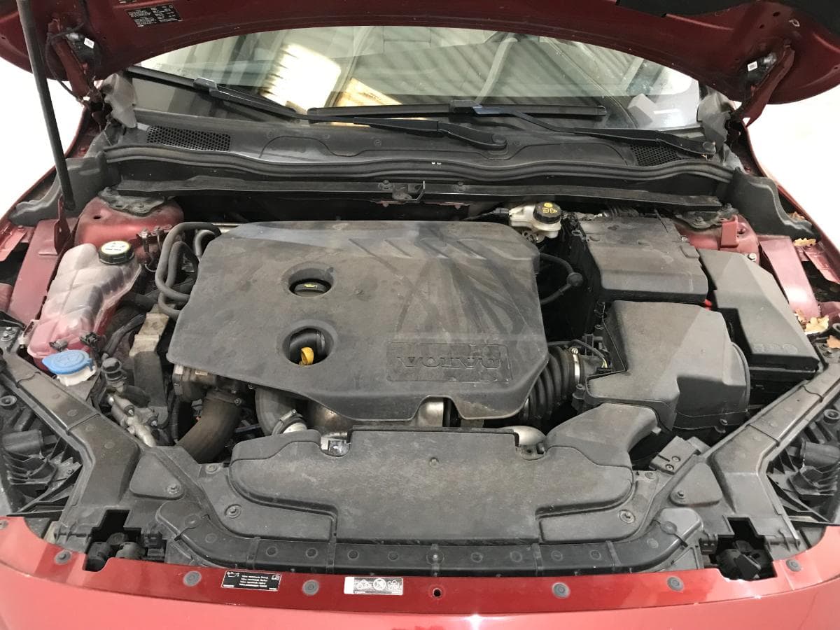 Volvo V40 D2 · Ano 2013 — imagen 10