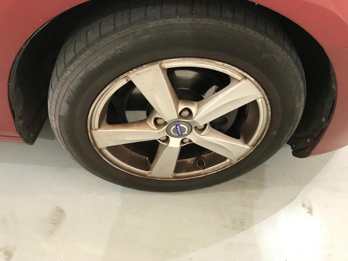 Volvo V40 D2 · Ano 2013 — imagen 12