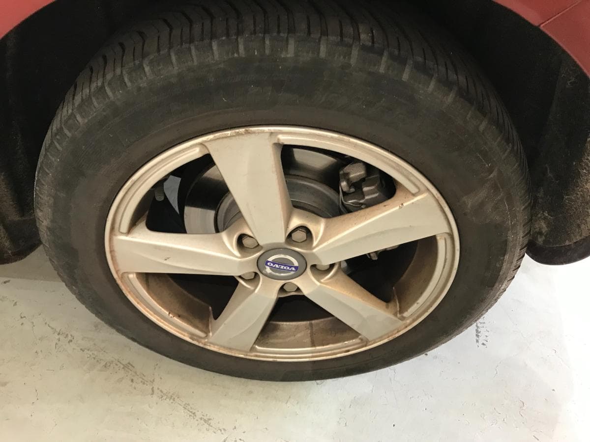 Volvo V40 D2 · Ano 2013 — imagen 15