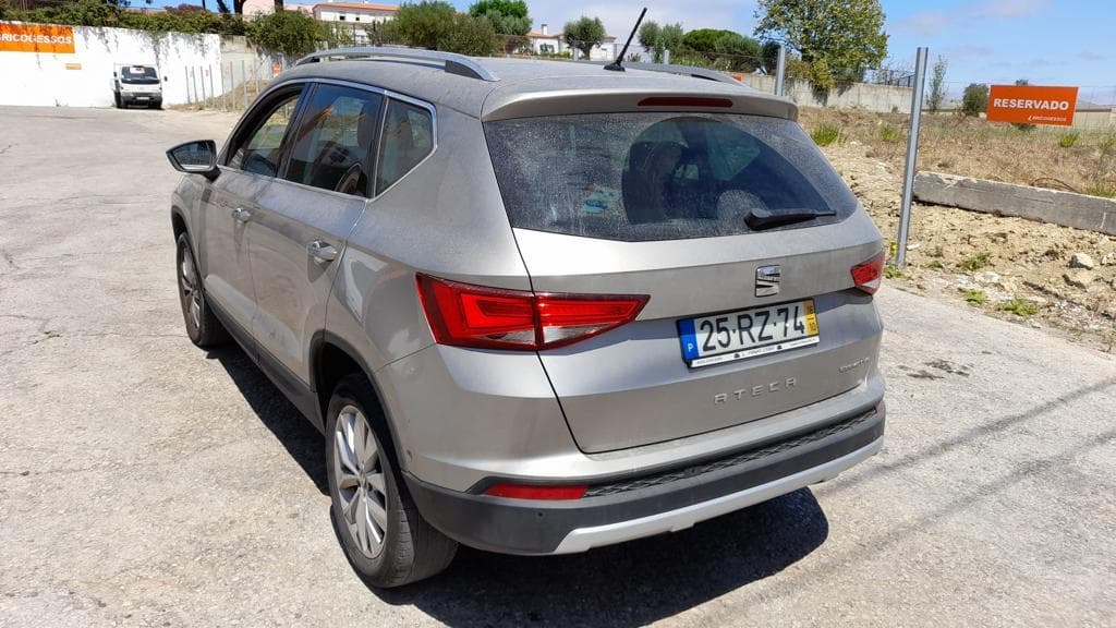 Seat Ateca 1.6TDI · Ano 2016 — imagen 9