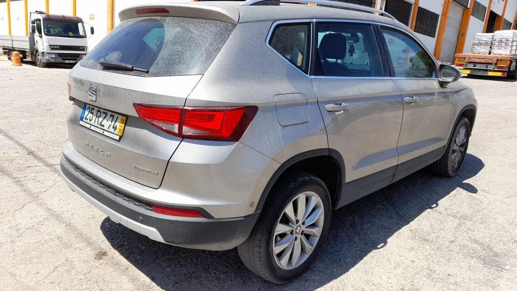 Seat Ateca 1.6TDI · Ano 2016 — imagen 8