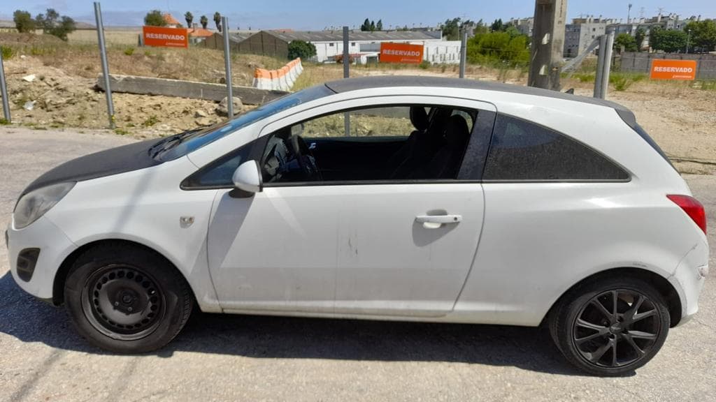Opel Corsa 1.3 CDTI · Ano 2016 — imagem 4