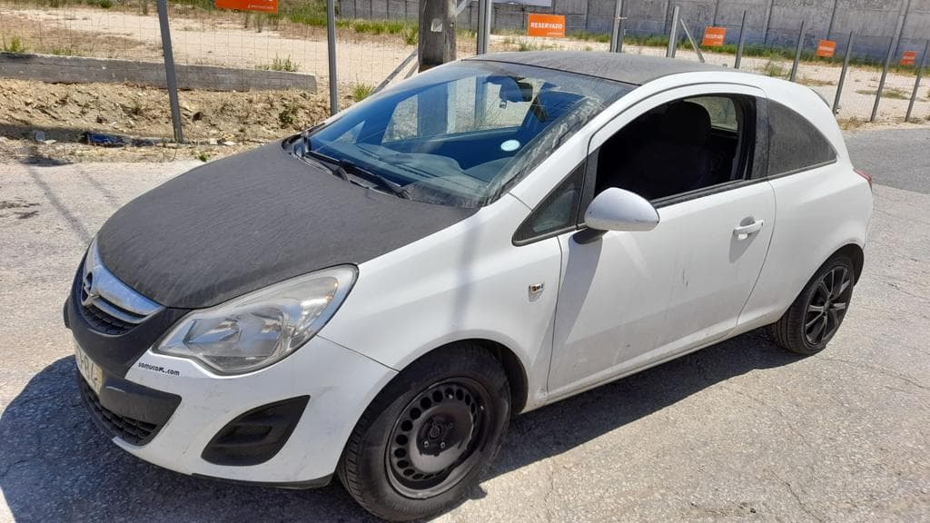 Opel Corsa 1.3 CDTI · Ano 2016 — imagem 3