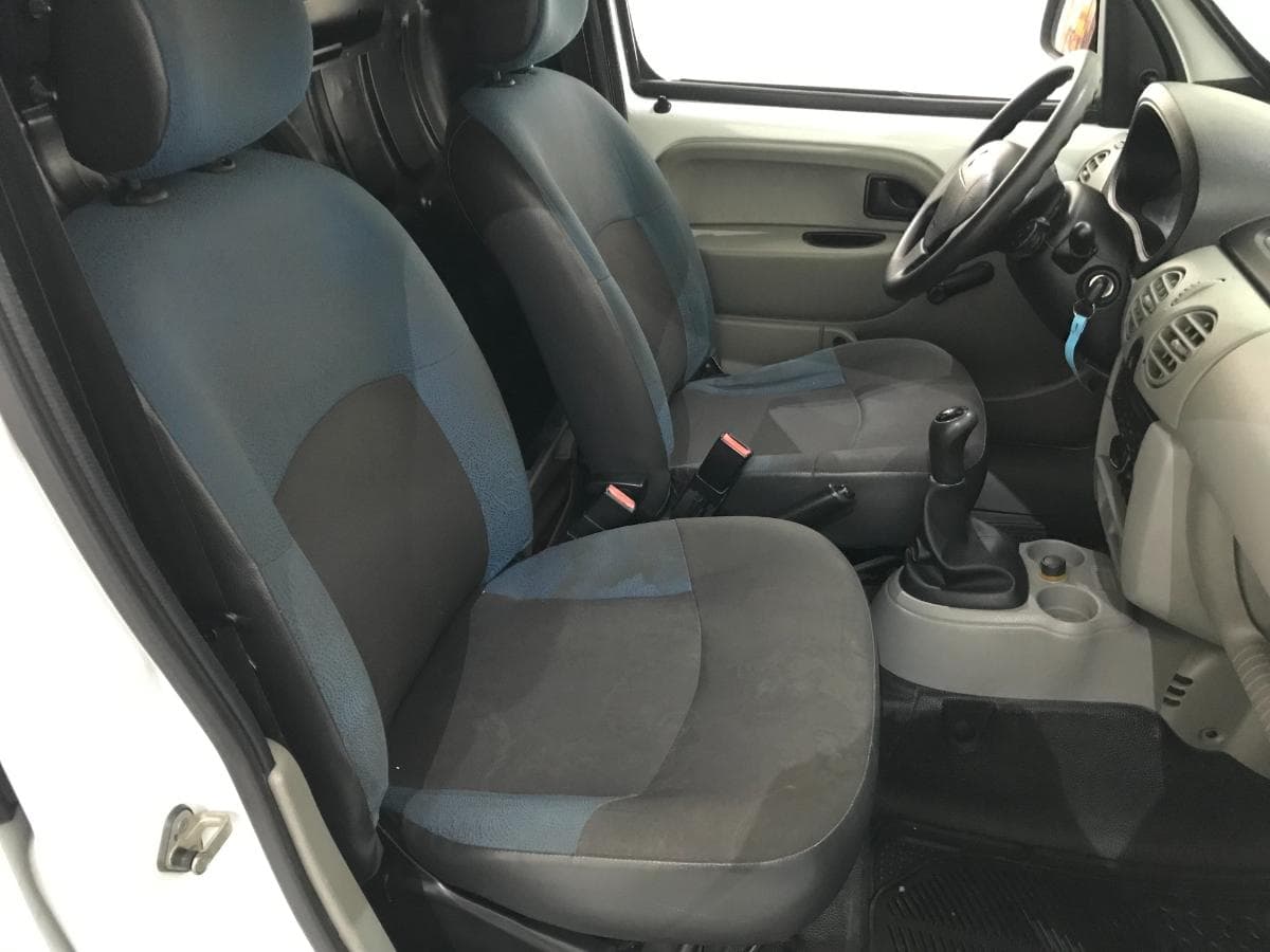 Renault Kangoo 1.5 DCI · Ano 2007 — imagen 30