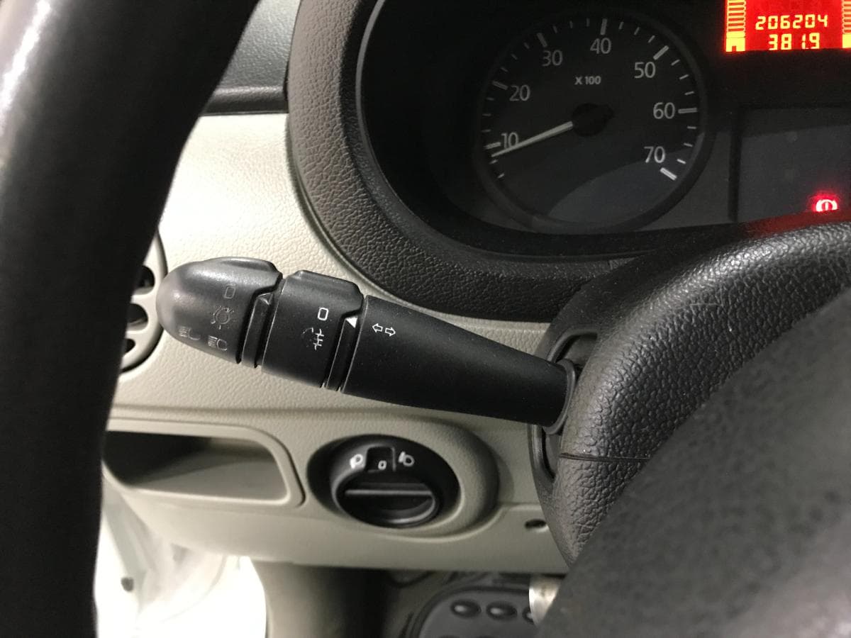 Renault Kangoo 1.5 DCI · Ano 2007 — imagen 31