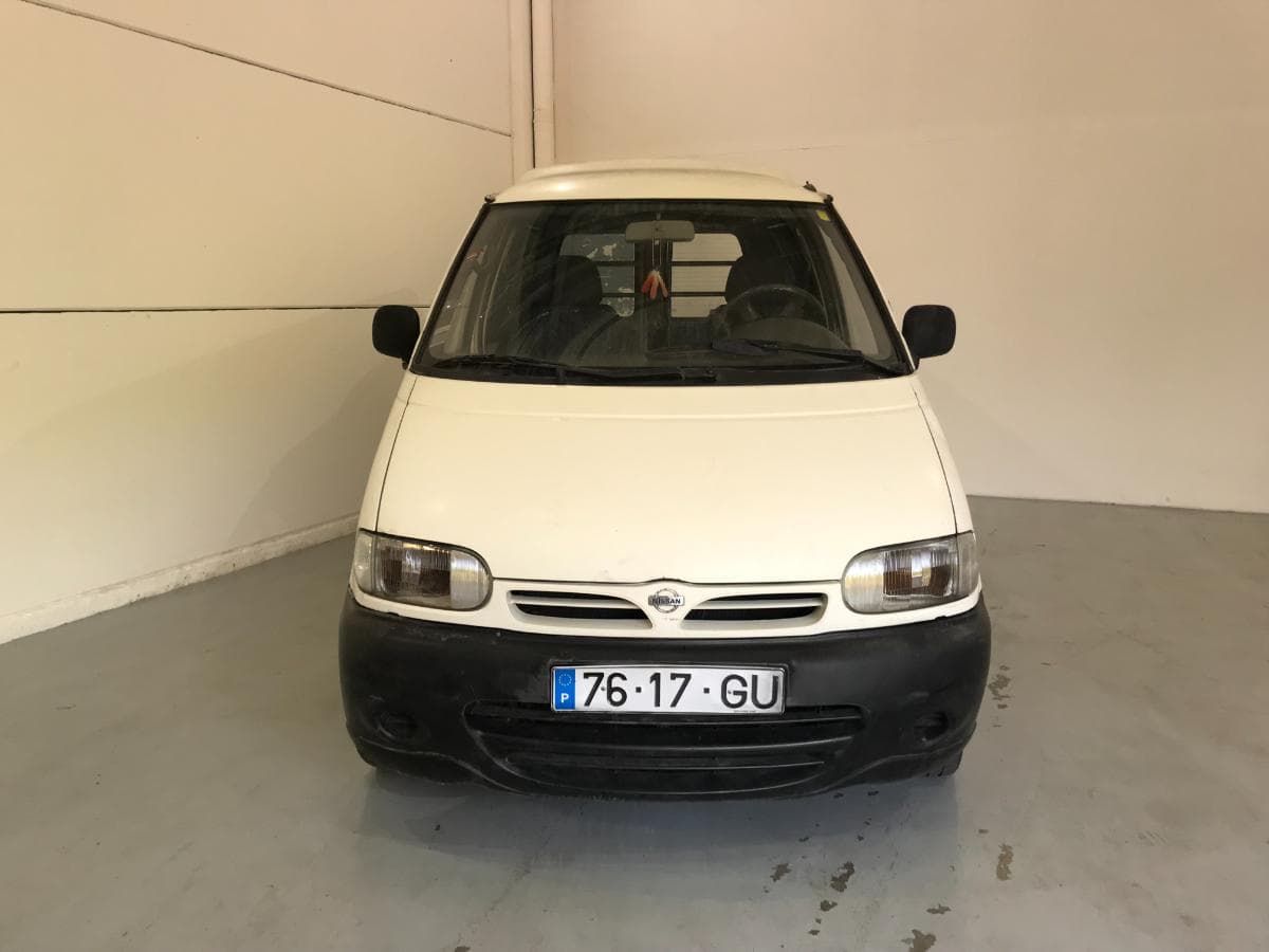 Nissan Vanette Cargo 2.3D · Ano 1996 — imagem 2
