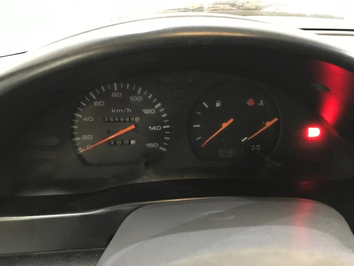 Nissan Vanette Cargo 2.3D · Ano 1996 — imagem 24