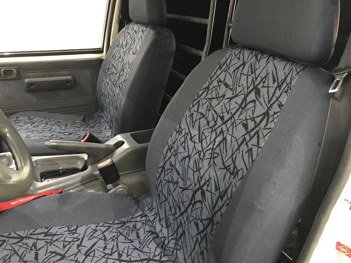 Nissan Vanette Cargo 2.3D · Ano 1996 — imagem 37