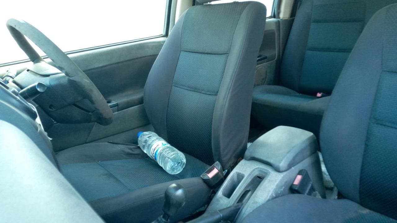 Isuzu KB250 · — image 9