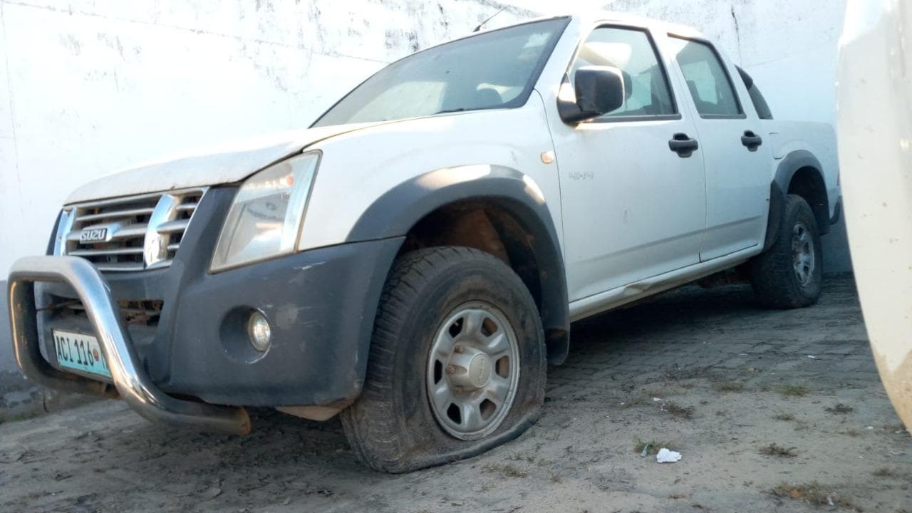 Isuzu KB250 · — image 17
