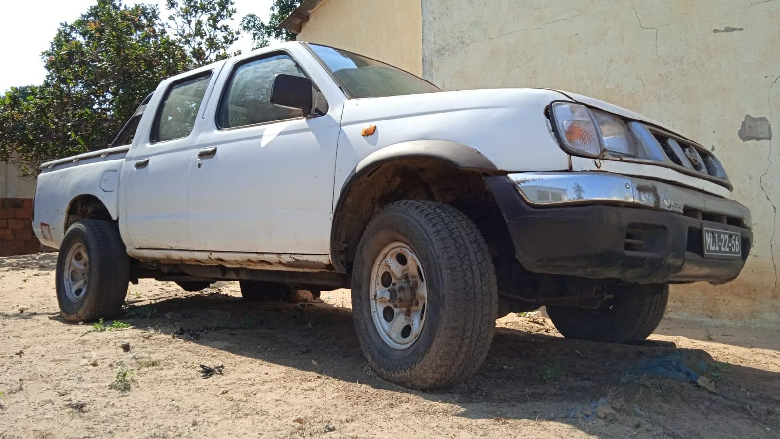 Nissan Hardbody · — image 3