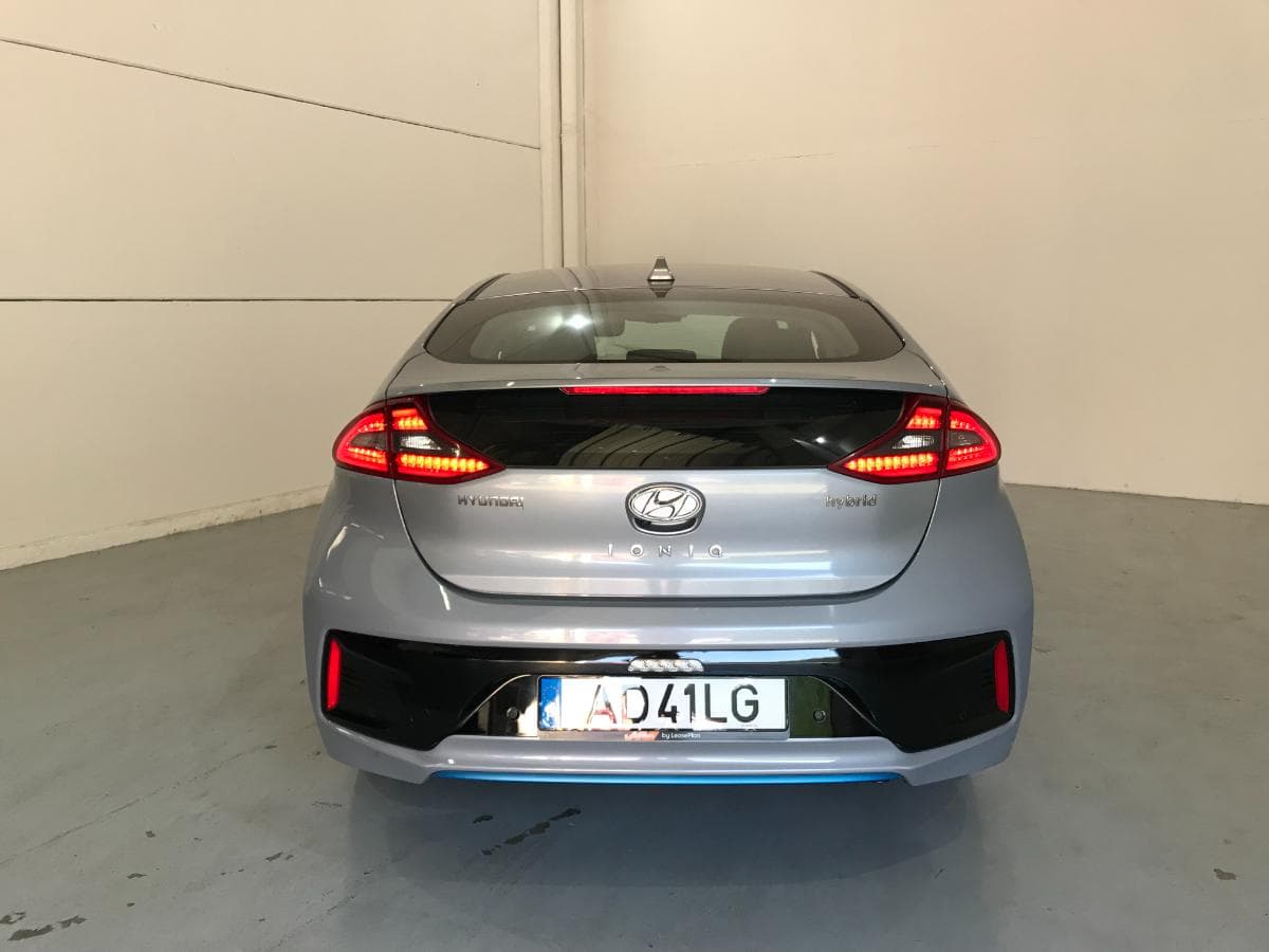 Hyundai Ioniq Híbrido · Ano 2016 · Gasolina — imagen 6