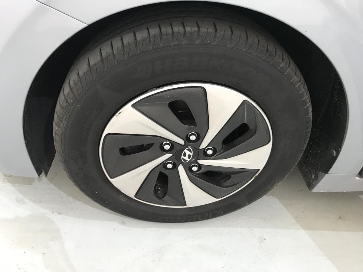 Hyundai Ioniq Híbrido · Ano 2016 · Gasolina — imagen 18