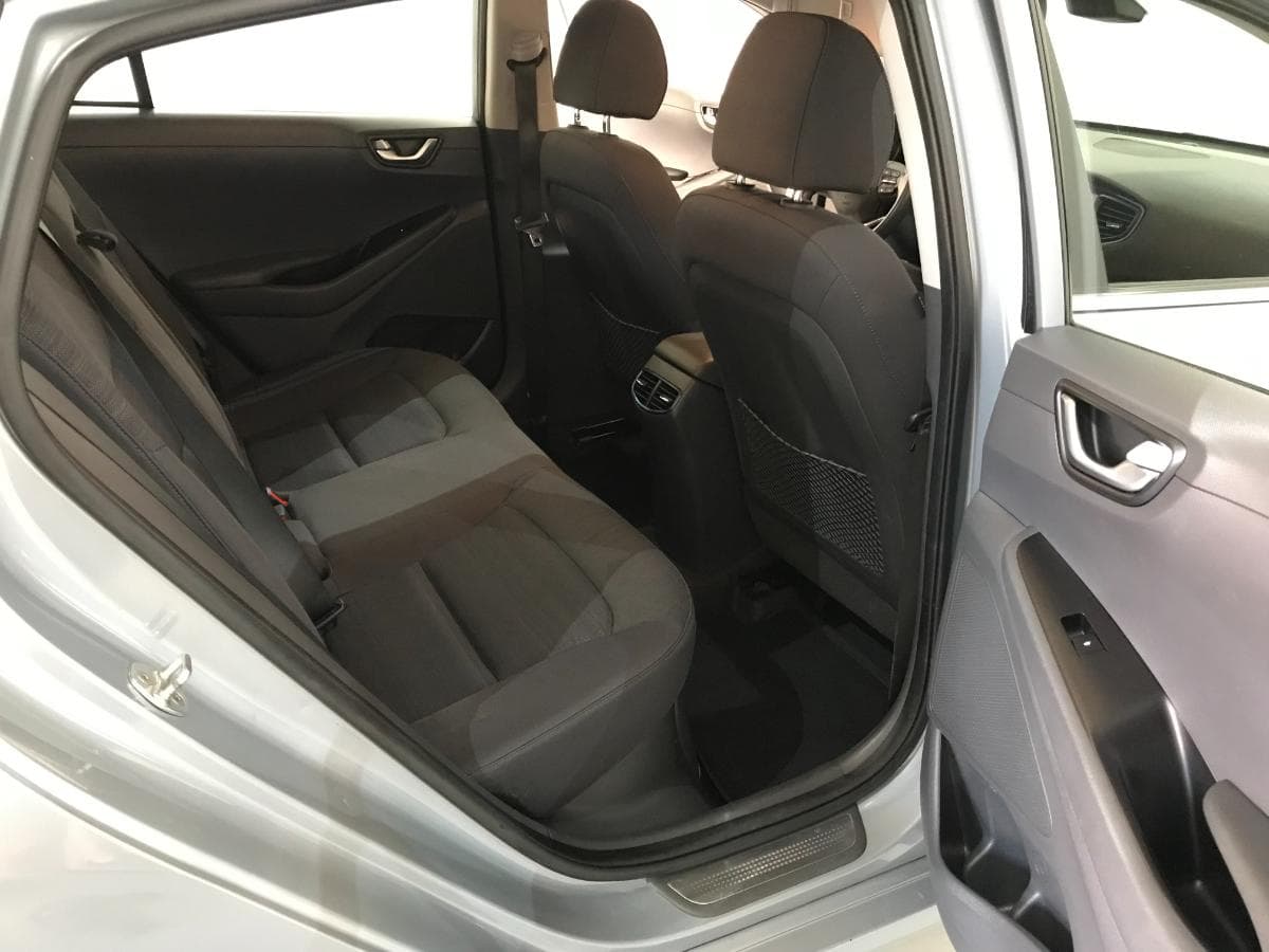 Hyundai Ioniq Híbrido · Ano 2016 · Gasolina — imagen 23
