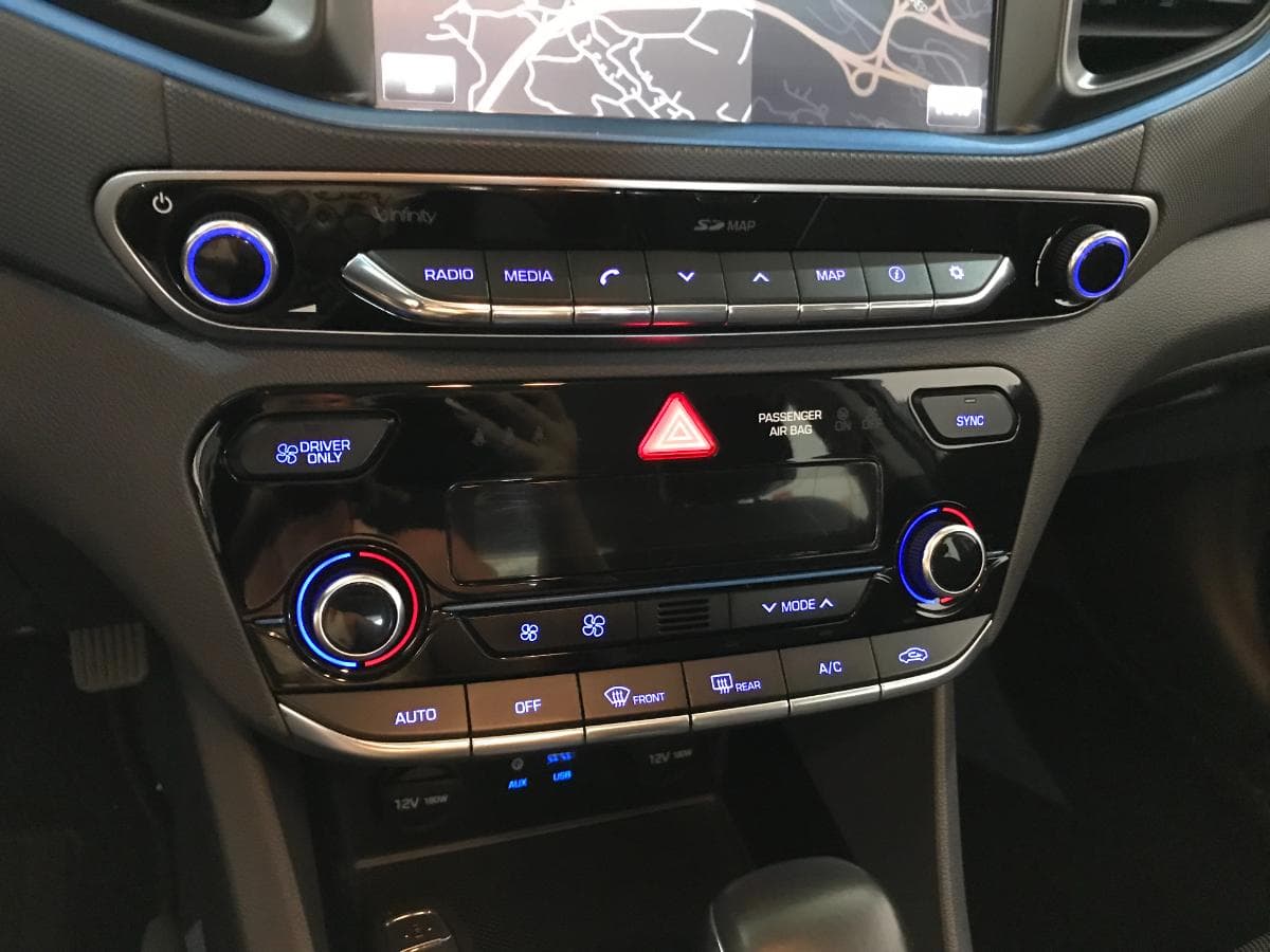 Hyundai Ioniq Híbrido · Ano 2016 · Gasolina — imagen 26