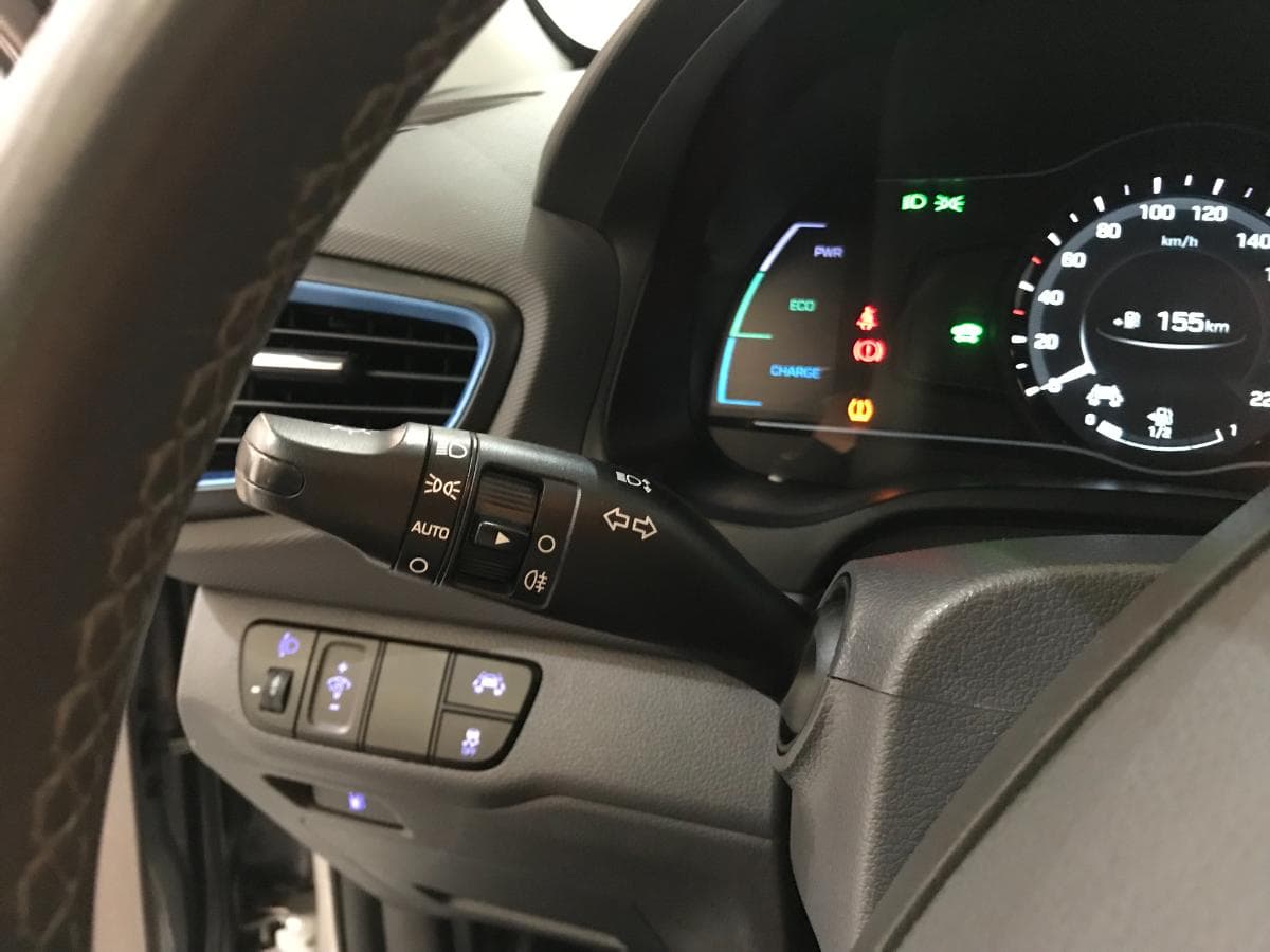 Hyundai Ioniq Híbrido · Ano 2016 · Gasolina — imagen 33